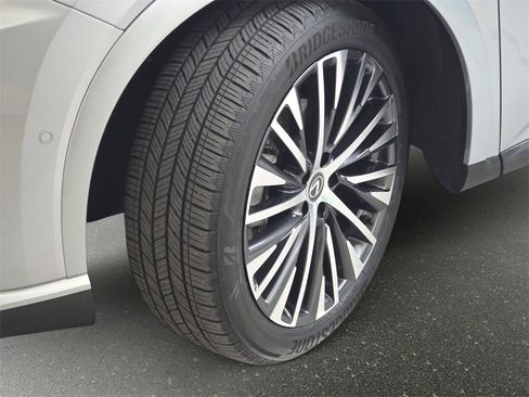 Certified 2024 Lexus RX 350 Premium Plus image 33