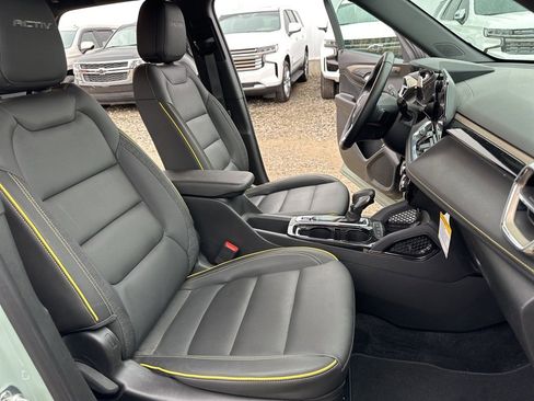 Used 2025 Chevrolet TrailBlazer ACTIV w/ Convenience Package image 21