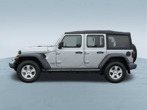 Used 2021 Jeep Wrangler Unlimited Sport AWD/4WD image 4