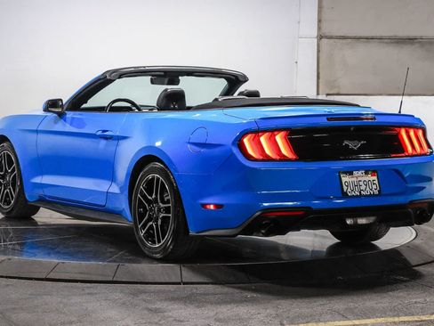 Used 2022 Ford Mustang Premium RWD image 13