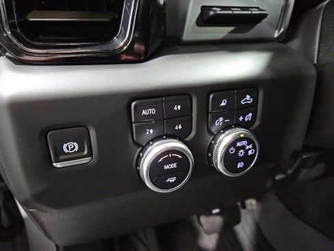 Certified 2024 GMC Sierra 2500 AT4 w/ AT4 Premium Plus Package image 28