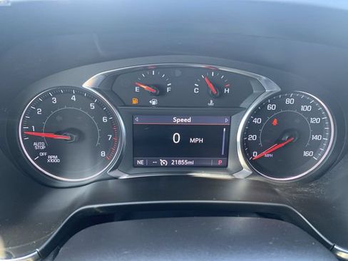 Certified 2024 Chevrolet Blazer LT w/ Convenience Package FWD image 11