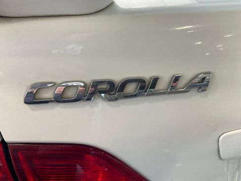 Used 2010 Toyota Corolla S FWD image 19