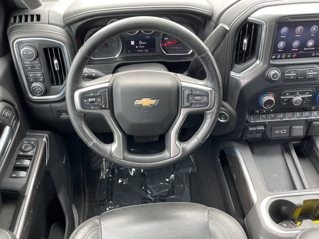Used 2020 Chevrolet Silverado 1500 LTZ AWD/4WD image 20