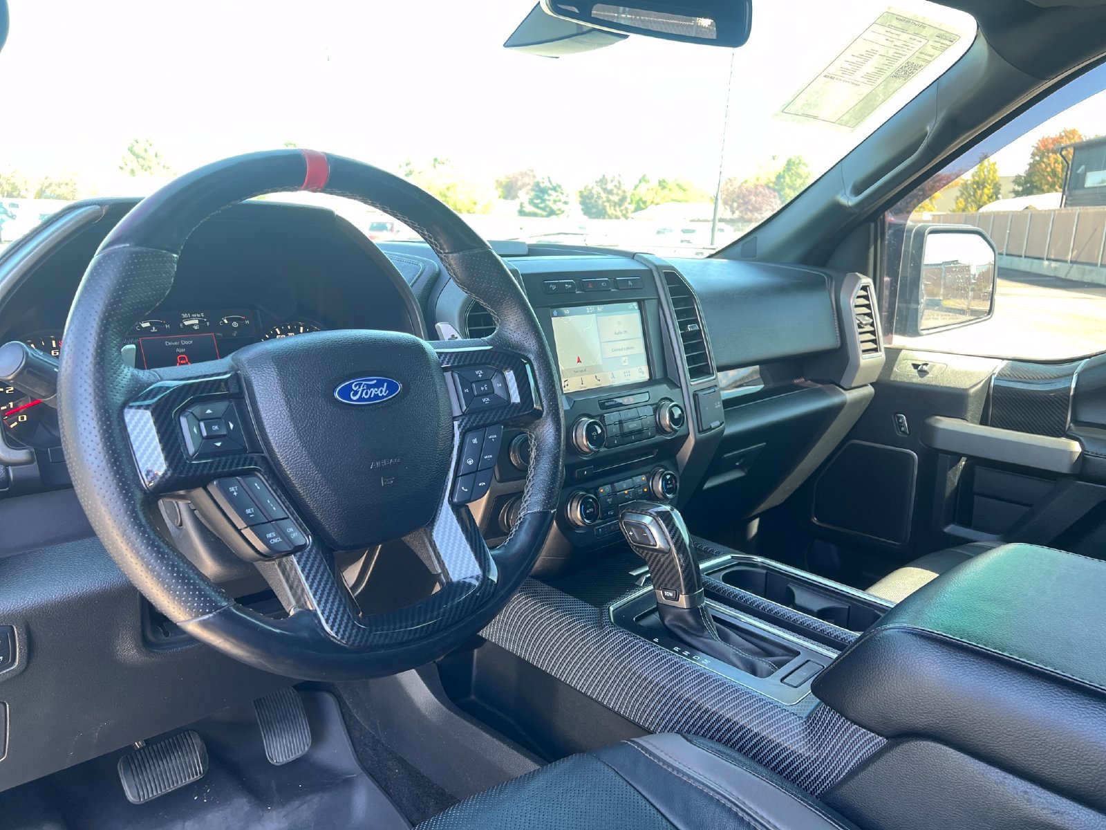 Used 2018 Ford F150 Raptor w/ Equipment Group 802A Luxury AWD/4WD image 34