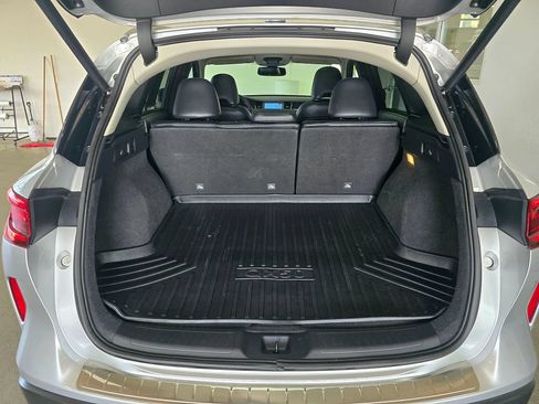 Used 2019 INFINITI QX50 Luxe w/ Navigation Package AWD/4WD image 26