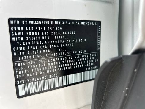Used 2022 Volkswagen Taos SE FWD image 21