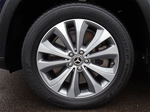 Used 2020 Mercedes-Benz GLE 450 4MATIC image 26