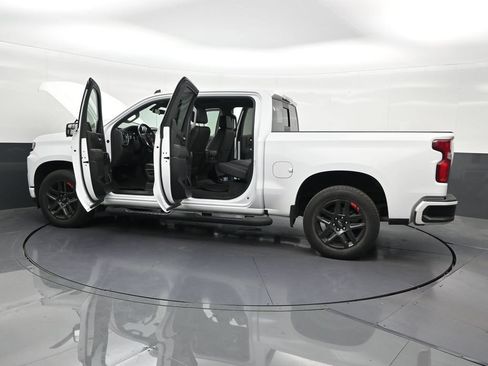 Used 2022 Chevrolet Silverado 1500 RST w/ Redline Edition RWD image 34