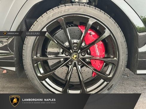 Used 2024 Lamborghini Urus S AWD/4WD image 15