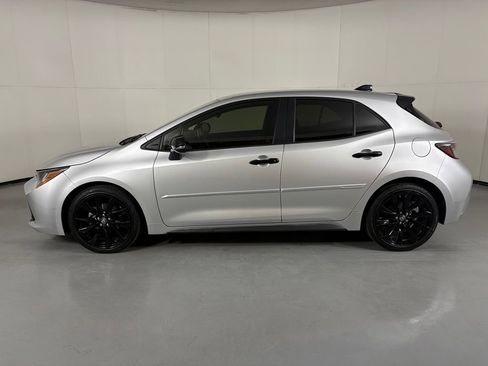 Used 2022 Toyota Corolla SE w/ Carpet Mat Package (TMS) FWD image 5
