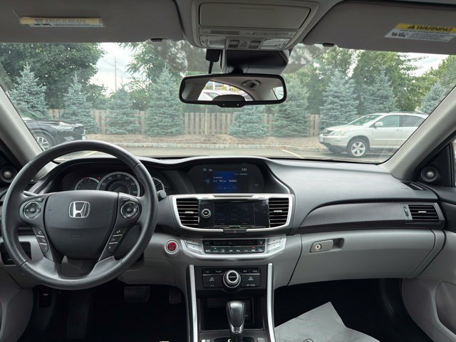 Used 2015 Honda Accord Touring image 23