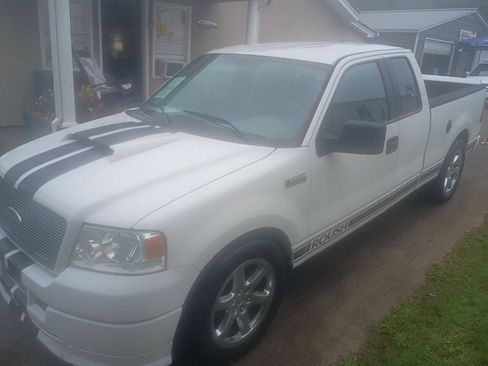 Used 2005 Ford F150 XL RWD image 2