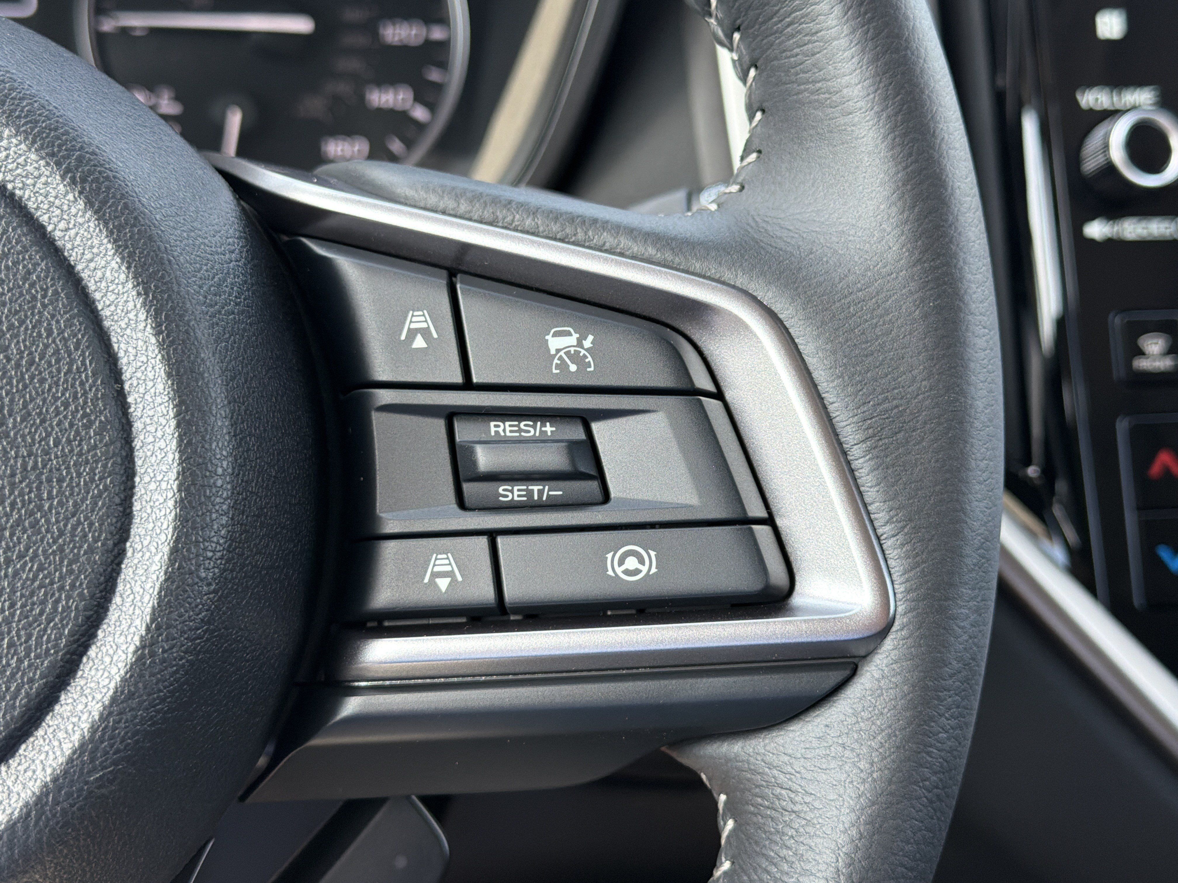 New 2026 Subaru Ascent Limited AWD/4WD image 15