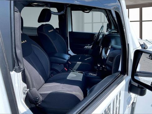 Used 2013 Jeep Wrangler Sahara w/ Dual Top Group AWD/4WD image 8