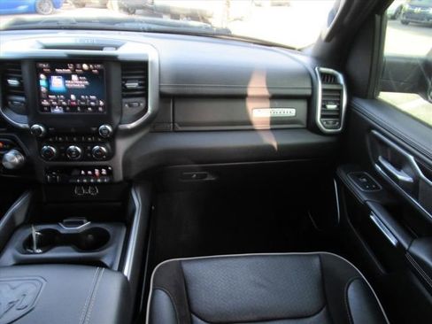 Used 2022 RAM 1500 Laramie w/ Sport Appearance Package image 16