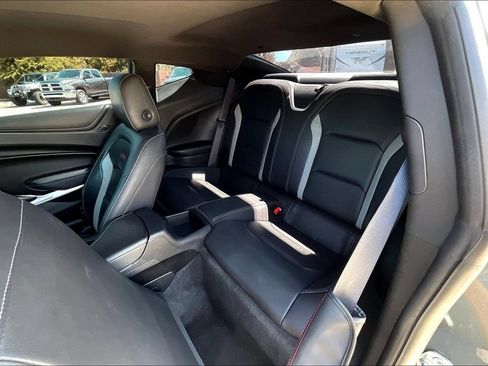 Used 2019 Chevrolet Camaro SS RWD image 6