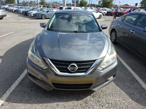 Used 2016 Nissan Altima 2.5 S w/ Power Driver Seat Package image 2