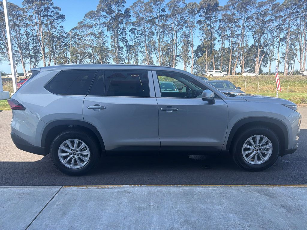 New 2026 Toyota Grand Highlander XLE FWD image 7