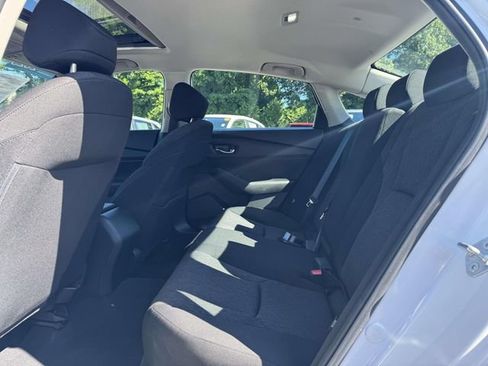Certified 2023 Honda Accord EX image 10
