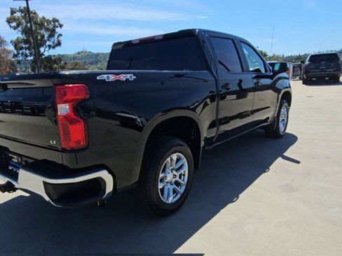 Used 2022 Chevrolet Silverado 1500 LT image 7