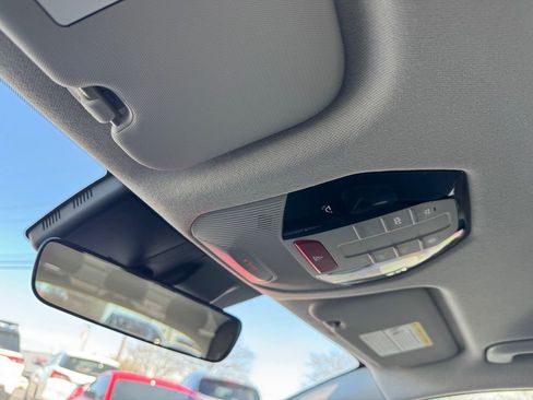 Certified 2025 Kia K4 EX image 24