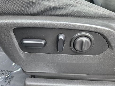 Used 2019 Chevrolet Silverado 1500 RST w/ All-Star Edition AWD/4WD image 13