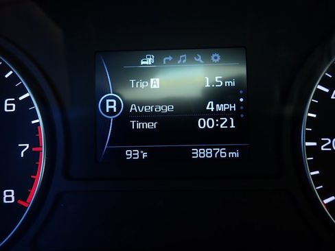 Used 2017 Kia Optima EX w/ Premium Package FWD image 24