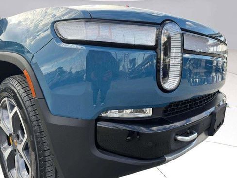 Used 2022 Rivian R1T Adventure AWD/4WD image 11