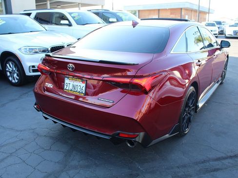 Used 2019 Toyota Avalon Touring w/ Preferred Accessory Package FWD image 7