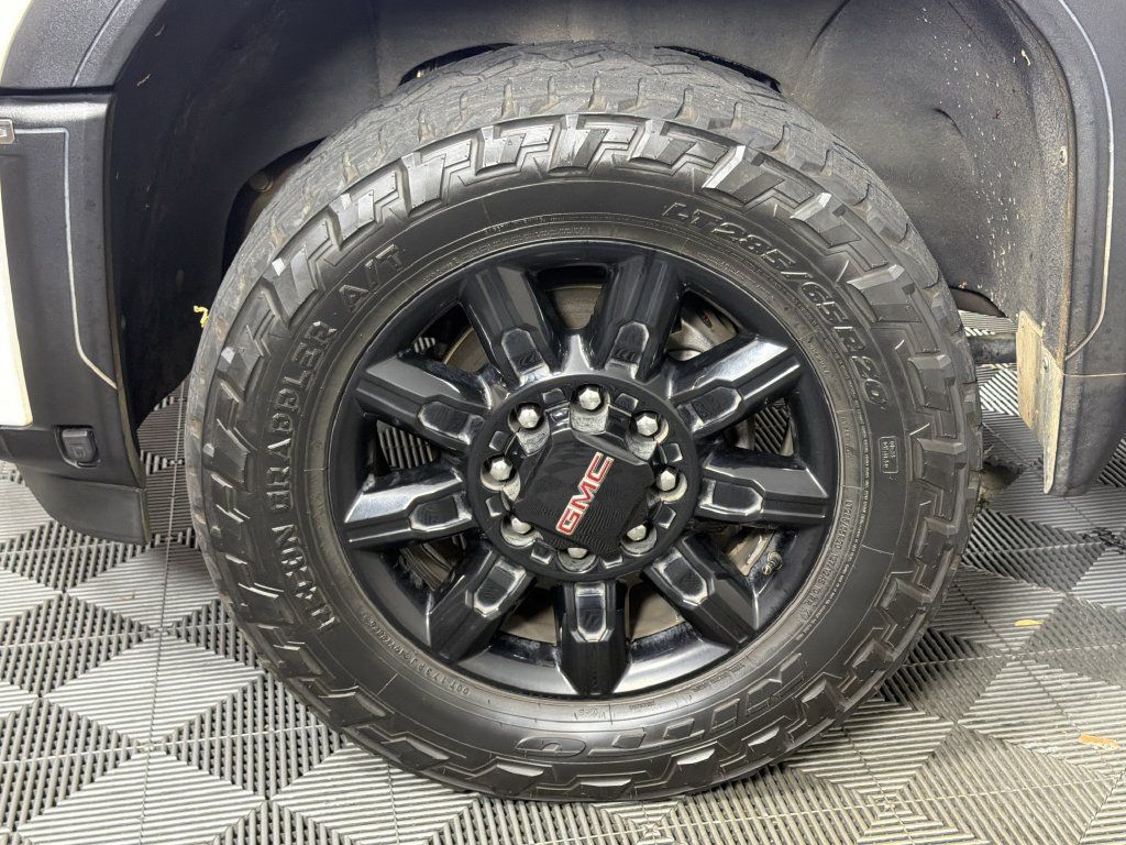 Used 2024 GMC Sierra 2500 AT4 w/ AT4 Premium Plus Package AWD/4WD image 15