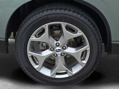 Used 2017 Subaru Forester 2.5i Touring image 8