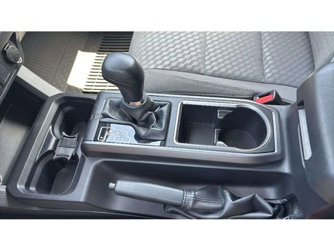 Used 2023 Toyota Tacoma SR5 AWD/4WD image 21