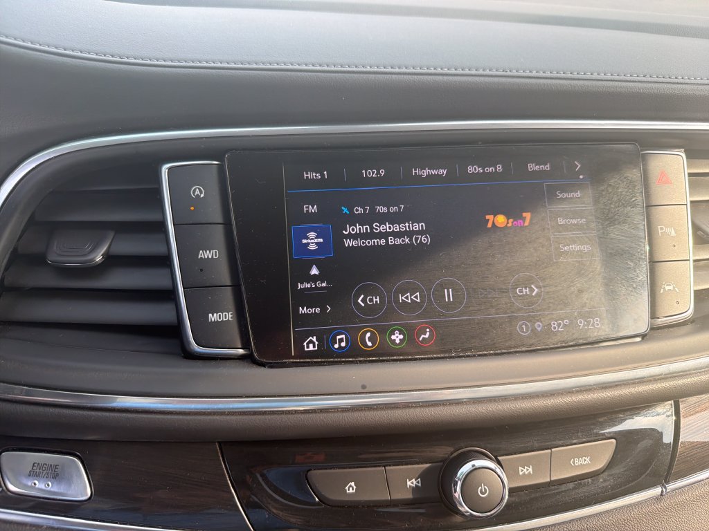 Used 2023 Buick Enclave Essence w/ Experience Buick Package AWD/4WD image 8