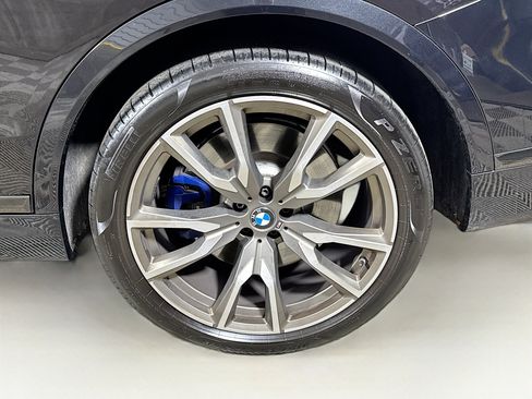 Used 2020 BMW X7 M50i w/ Dynamic Handling Package image 31