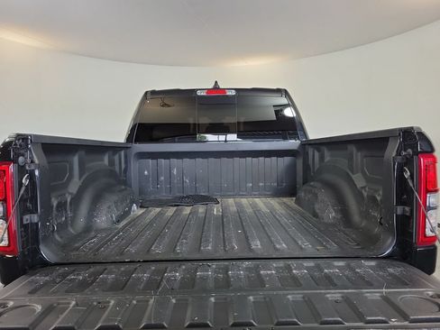 Used 2022 RAM 1500 Big Horn RWD image 24