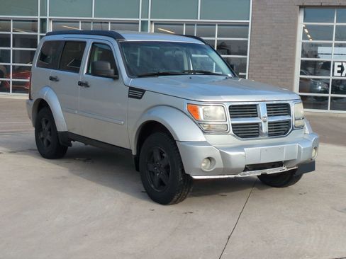 Used 2007 Dodge Nitro SXT image 9