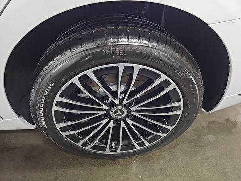 New 2026 Mercedes-Benz S 580 4MATIC Sedan image 35