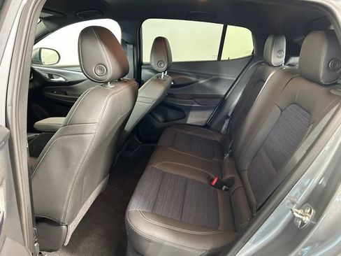 Used 2024 Buick Envista Preferred w/ Convenience I Package FWD image 24