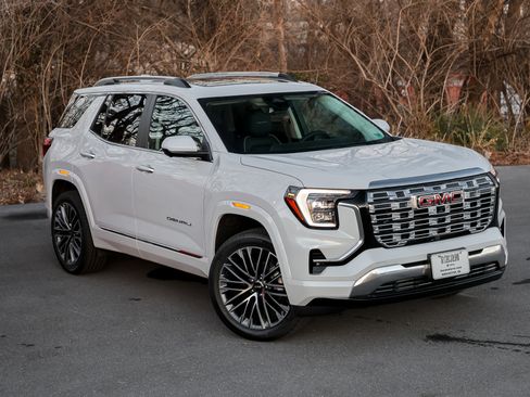 New 2026 GMC Terrain Denali image 2