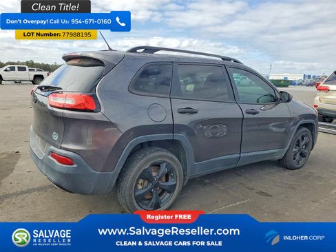 Used 2017 Jeep Cherokee Sport image 4