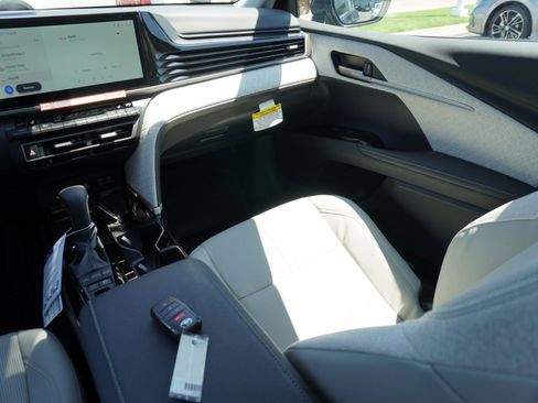 New 2026 Toyota Camry XLE AWD/4WD image 16