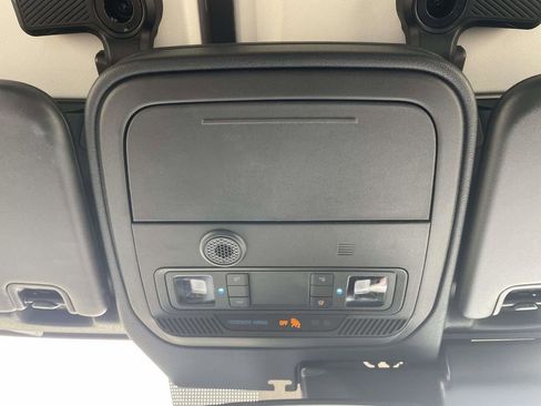 Used 2025 Ford Bronco Big Bend image 29