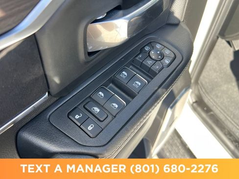 New 2026 RAM 2500 Laramie AWD/4WD image 11
