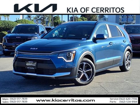Certified 2025 Kia Niro EX image 1