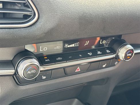 New 2024 MAZDA CX-30 Carbon image 53