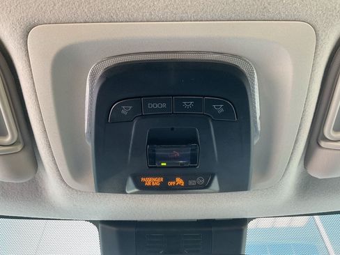 Used 2025 Toyota Corolla LE FWD image 14