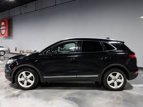 Used 2018 Lincoln MKC Premiere FWD image 4