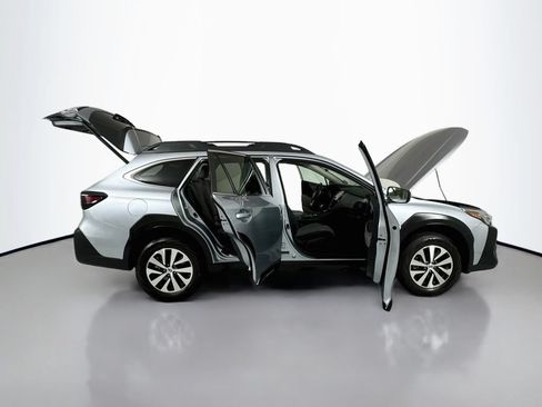 Used 2024 Subaru Outback Premium AWD/4WD image 25