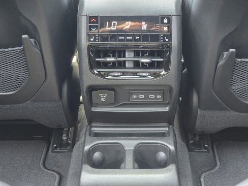 New 2026 Jeep Grand Cherokee L Limited image 22